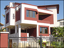 BG-42518 - Beach-front luxurious four-bedroom villa 